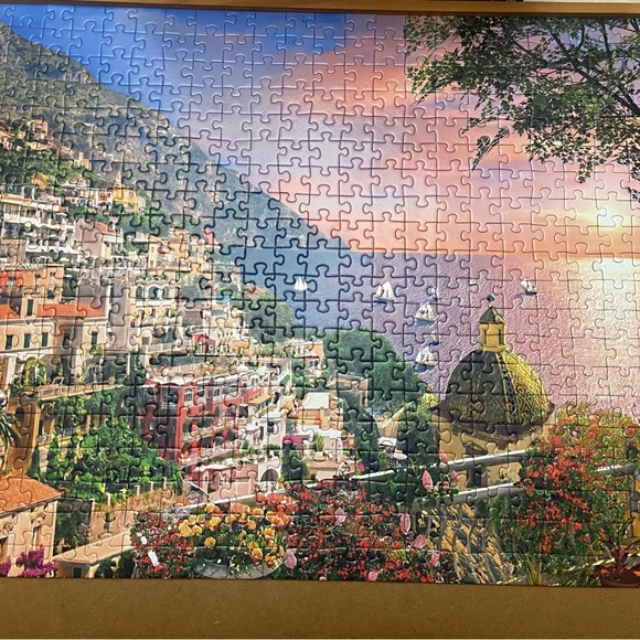 Ravensburger Vibrant Coastal Puzzle - 300 Pieces - Picture 3 of 3